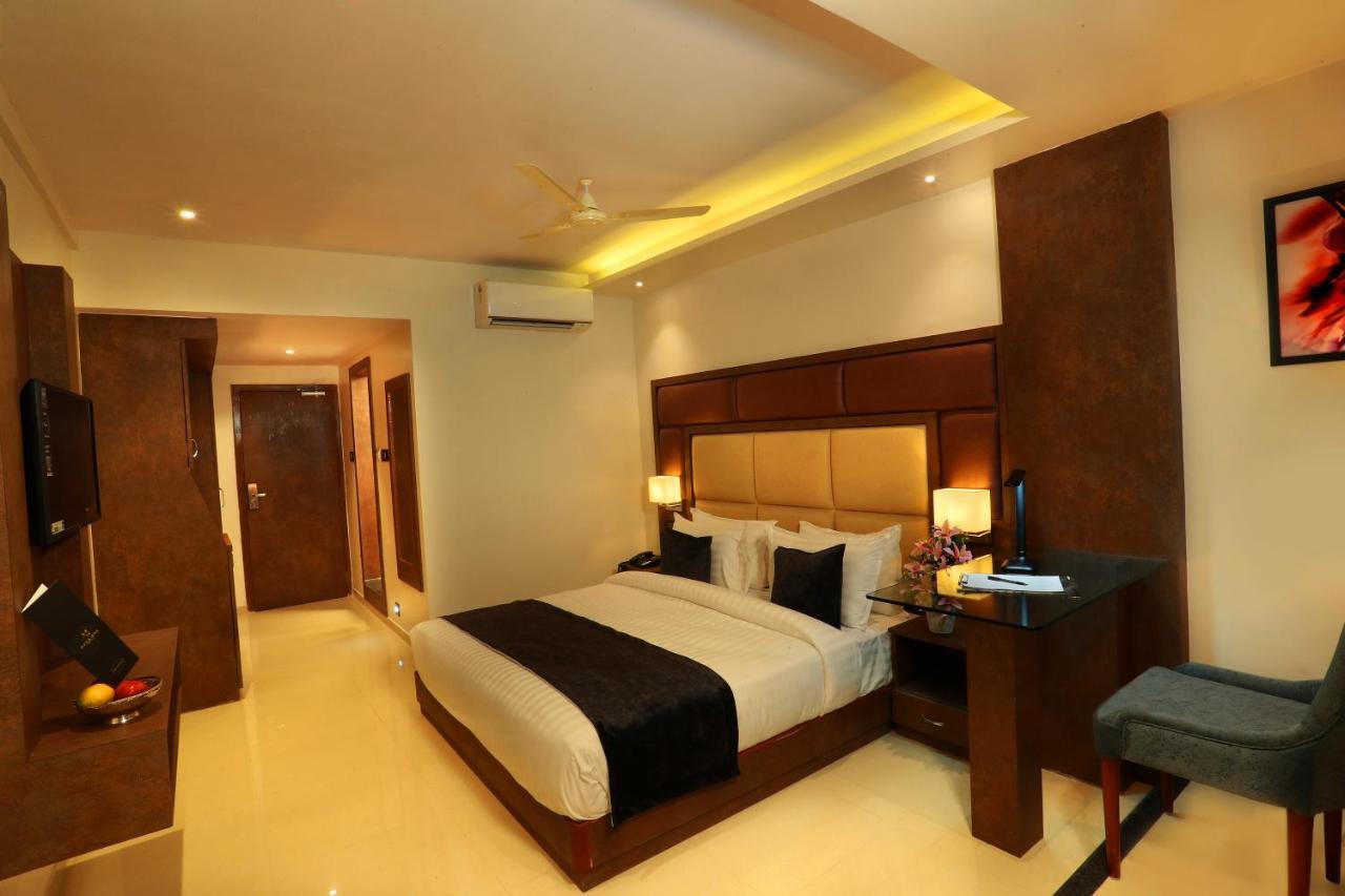 Aura One Hotel Kochi Eksteriør bilde